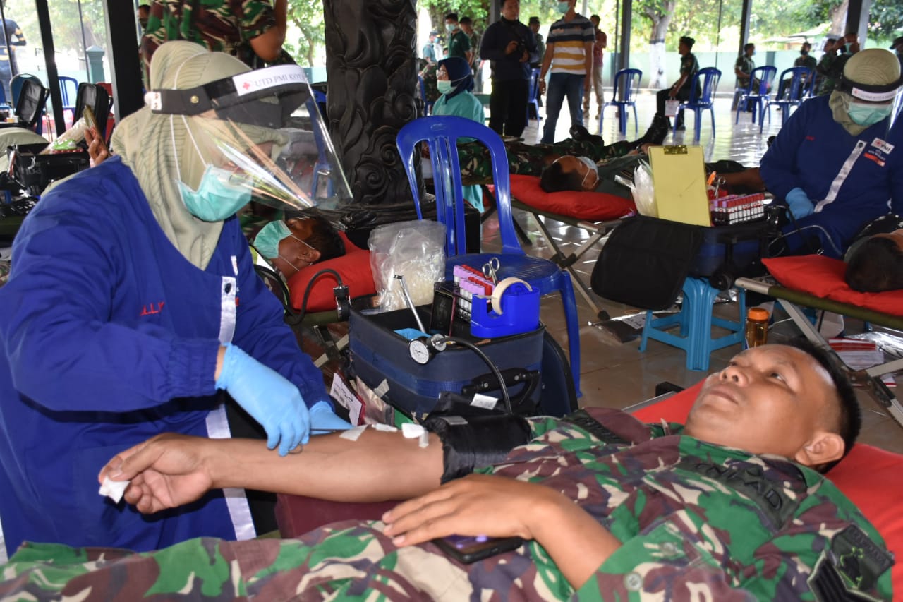 PMI Kota Mojokerto Kekurangan Stok Darah, Prajurit Korem dan Kodim Bergerak