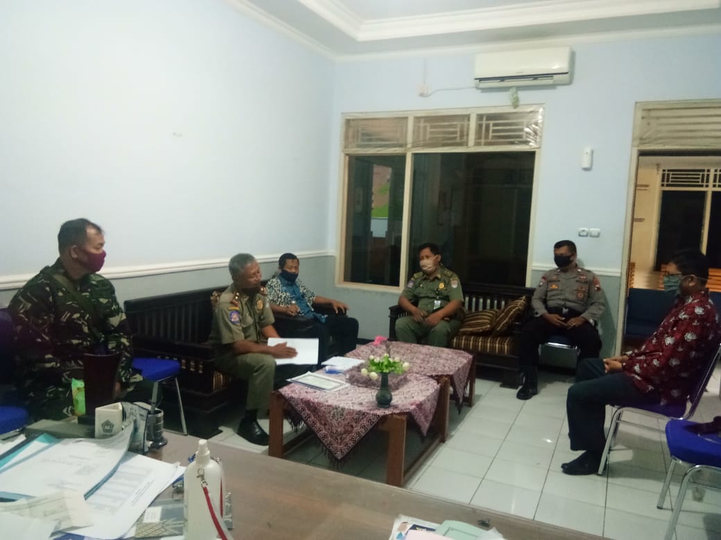 Cegah Covid-19, Aparat TNI-Polri Bersama Pemda Himbau Tidak Menyelenggarakan Sholat Jumat