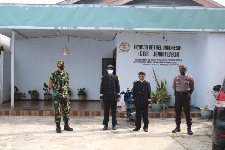 Kodim 1509/Labuha Kerahkan Pasukan Pengamanan Gereja-gereja di Wilayah Kabupaten Halmahera Selatan