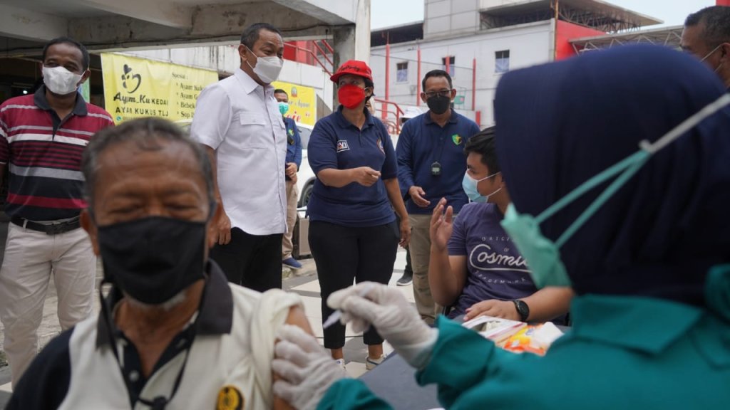 Hendi Salut Polda Jateng Jemput Bola Vaksinasi Booster di CFD Kota Semarang