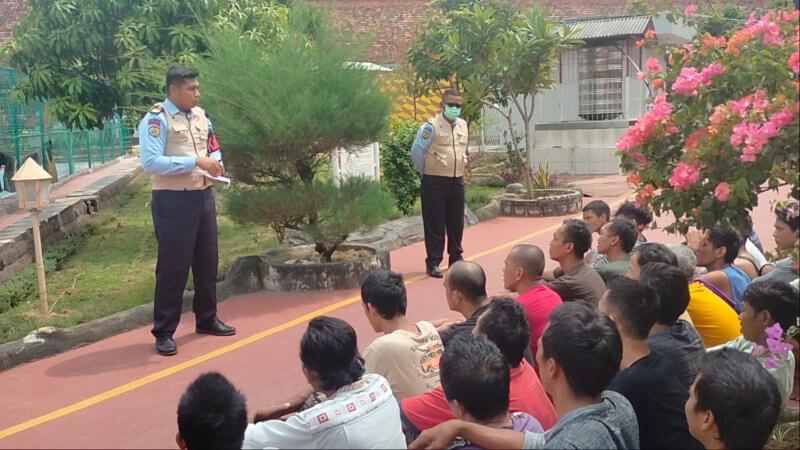 Deteksi Dini Kamar Hunian, Satgas P4GN Lapas Pemuda Tangerang Gelar Sidak