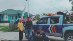 Dinas Perhubungan Kabupaten Kapuas Melaksanakan Pemeliharaan dan Pemasangan Lampu PJU Desa Pujon