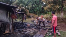 Polsek Giri Mulya Quick Respon Bantu Padamkan Rumah Warga yang Kebakaran