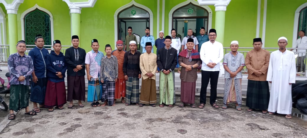 Kasi Pendis Kemenag Aceh Singkil Bersama PJ Bupati Aceh Singkil Hadiri Gerakan Shubuh Berjamaah