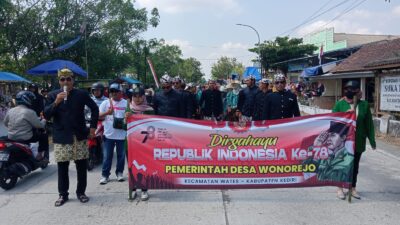 Memperingati HUT RI Ke 78 Desa Wonorejo Kecamatan Wates Mengadakan Karnaval   Diikuti Seluruh Perwakilan RT dan Sekolah Menengah