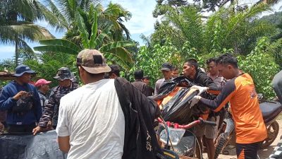 Kerja Keras Tim Gabungan BPBD, TINI/Polri Korban Hanyut Dapat Di Evakuasi