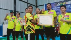 Turnamen Bulutangkis Silaturahmi PUPR Se-Barsela Berakhir, Tim Dinas PUPR Aceh Jaya Juara I